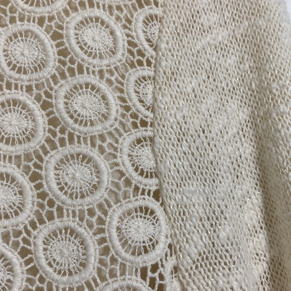 Lucky Brand Mixed media knit and lace beige sweater size Large - Picture 2 of 5